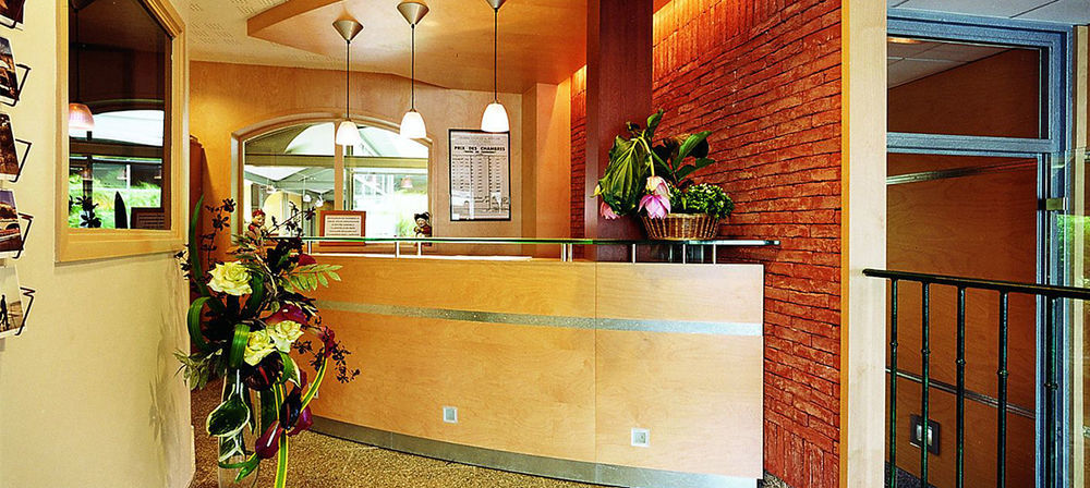 Hotel Au Petit Caporal Maisons-Alfort Ngoại thất bức ảnh